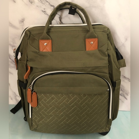 New Diaper Bag - Picture 1 of 8